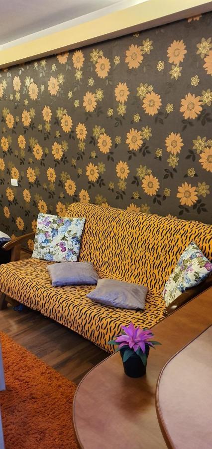 My House - Ultracentral Romana Square Near Old Town 부쿠레슈티 외부 사진