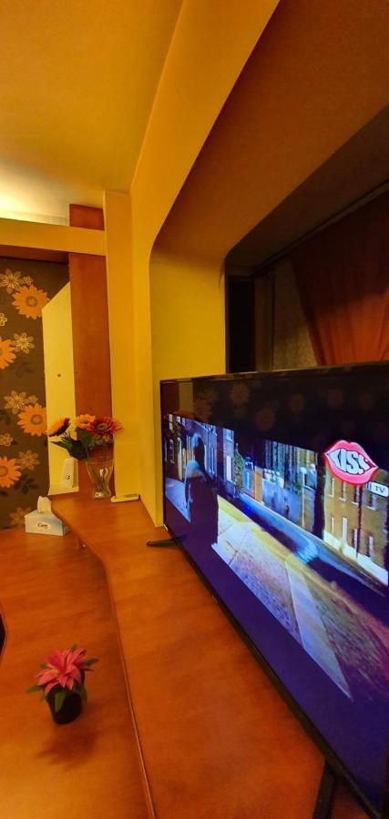 My House - Ultracentral Romana Square Near Old Town 부쿠레슈티 외부 사진