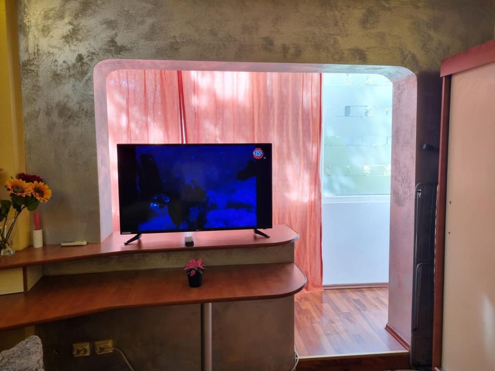 My House - Ultracentral Romana Square Near Old Town 부쿠레슈티 외부 사진